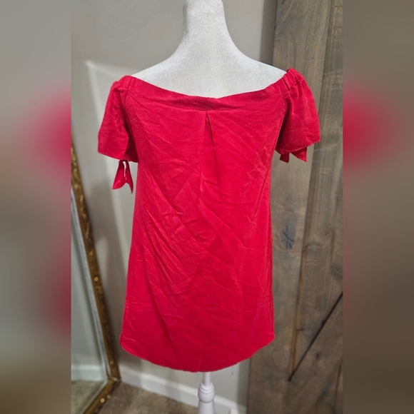 AMANDA UPRICHARD 100% Silk Desiree Off The Shoulder Mini Dress. Candy Red. SM - Picture 11 of 12